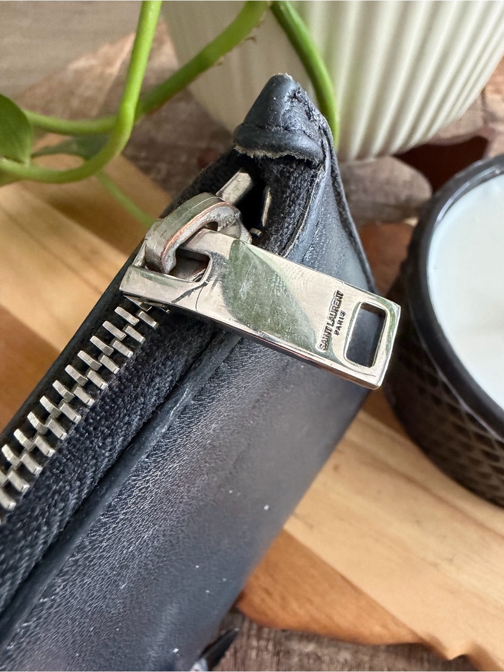 AUTHENTIC Saint Laurent Black Leather Zip Card Wallet - Picture 6 of 7